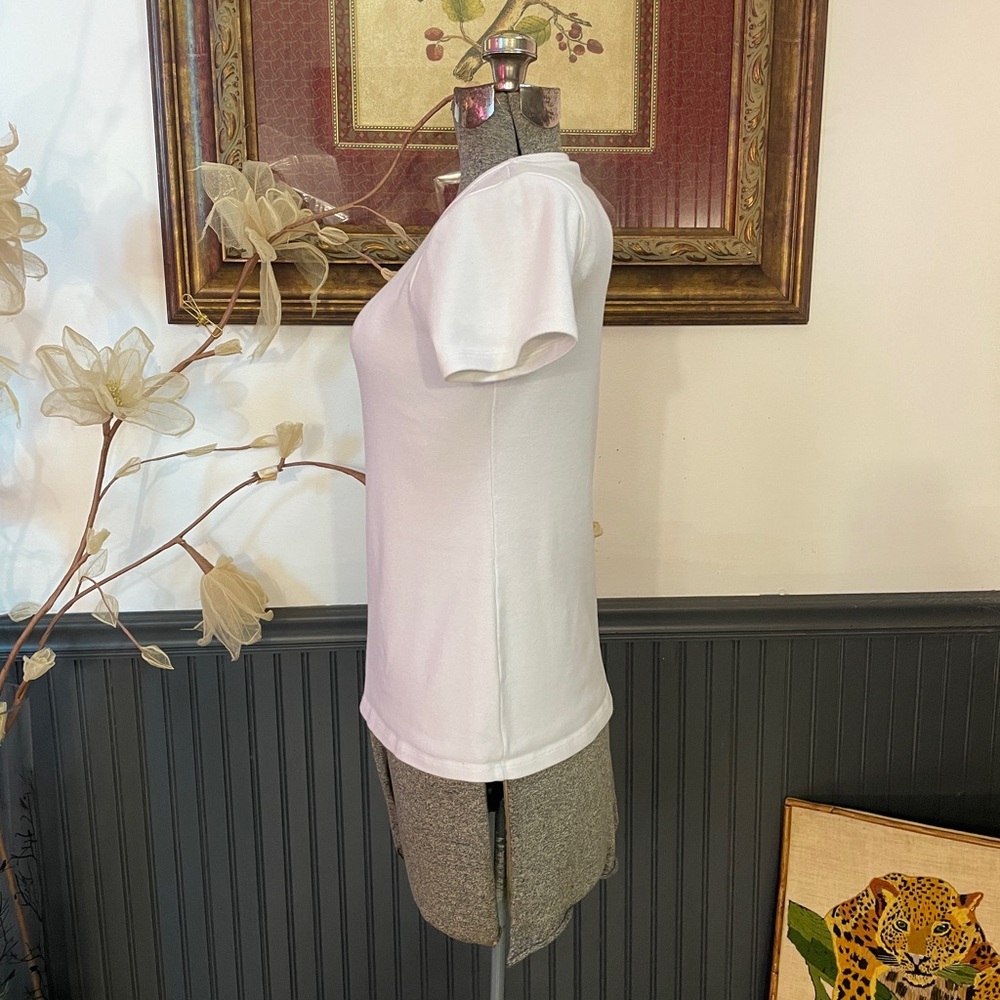 Necessitees Elevated Basic White Crew Neck T Shir… - image 3